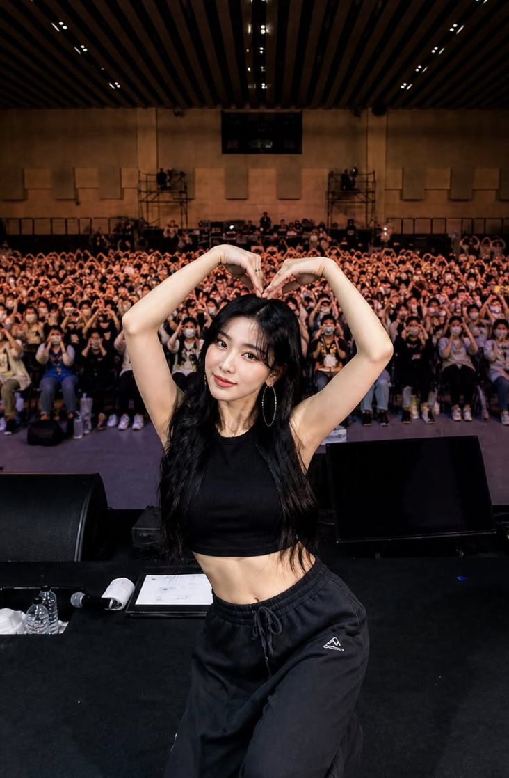 Yoon Go live on stage in Seoul